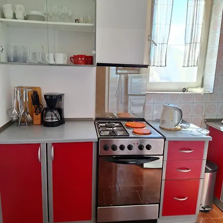 Apartment Elgasi *